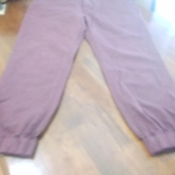 Unique Levis - Picture 2 of 9